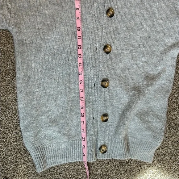 Nasty Gal boyfriend Gray Button-Up Cardigan - Picture 7 of 8